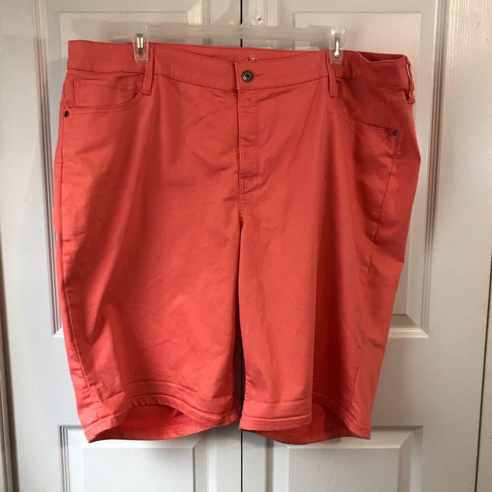 St John’s Bay bermuda jean coral shorts NEW Women's size 26W - Picture 4 of 5